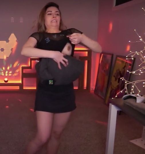 Alinity Boob Flash