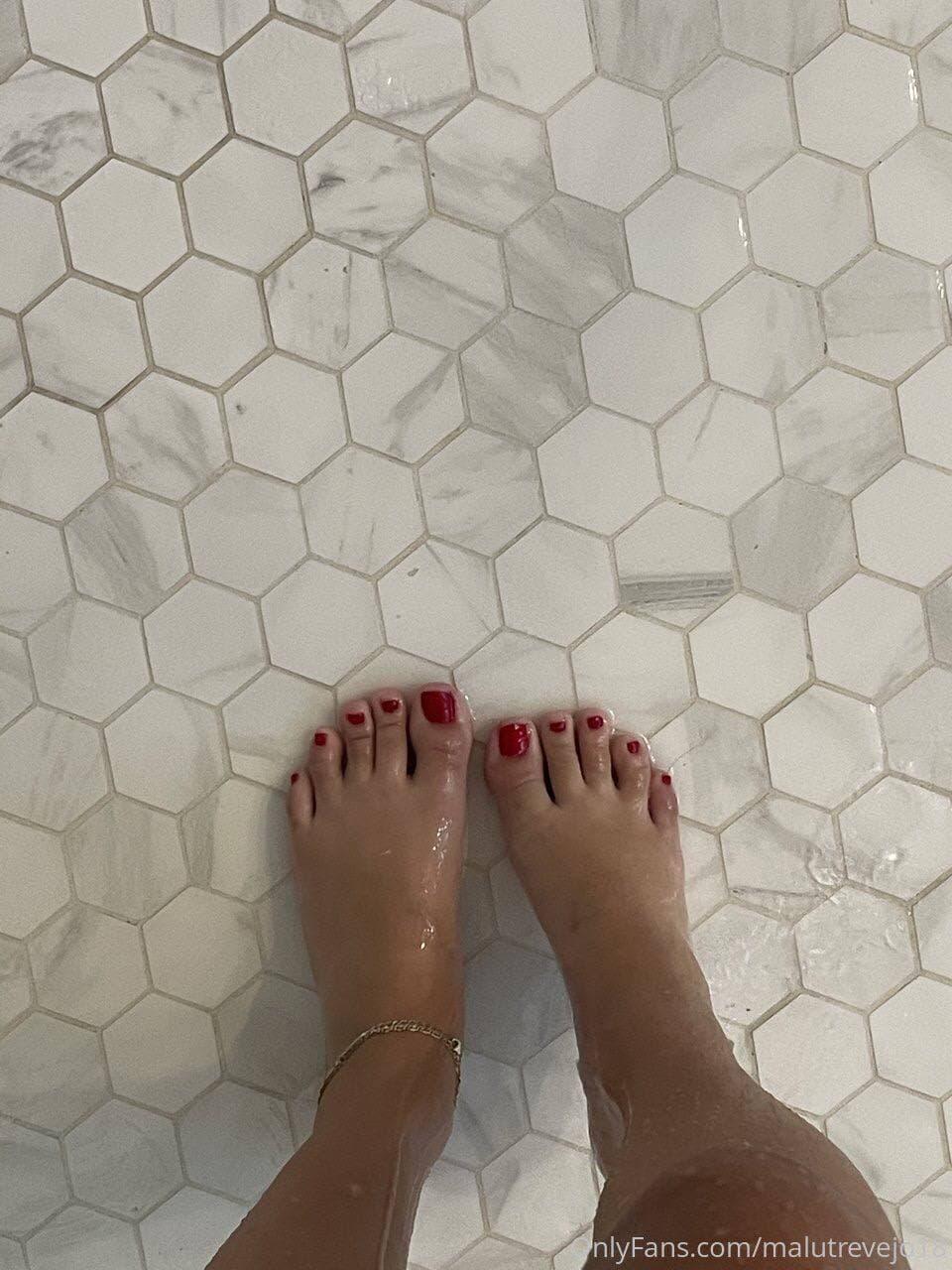 Malu Trevejo Feet Onlyfans Set Leaked