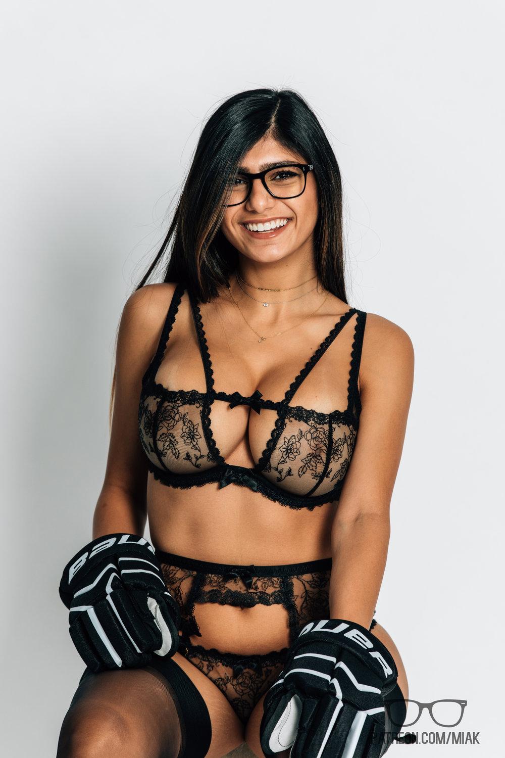 Mia Khalifa Lingerie Sports Modeling Patreon Set Leaked