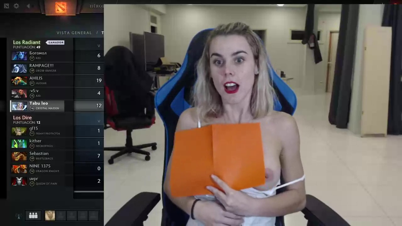 Accidental Nipple Slip Twitch Streamer Regrets Everything