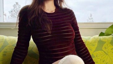 KittyPlays Sexy Maroon Bodysuit Fansly Set Leaked