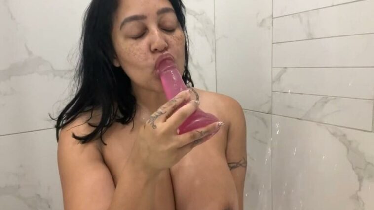 Emily Cheree Nude Shower Dildo Masturbation Onlyfans Video Leaked