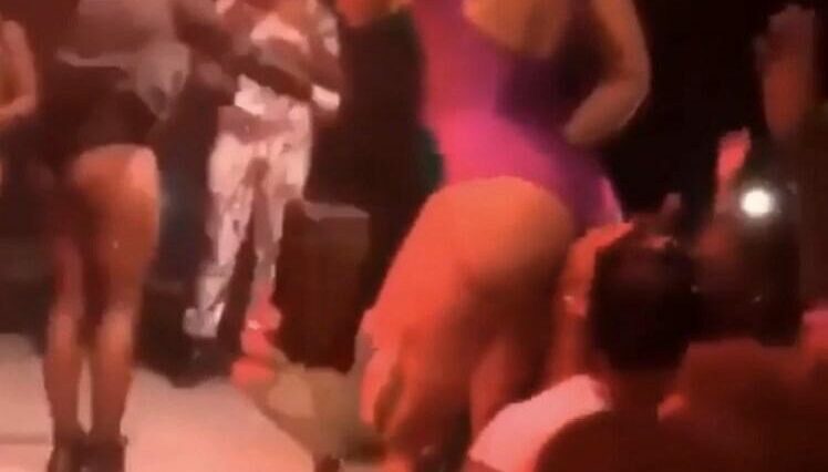 Cardi B Ass To Fan Face Video Leaked