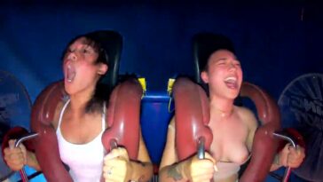 Girls Tits Pop Out On Rollercoaster Video