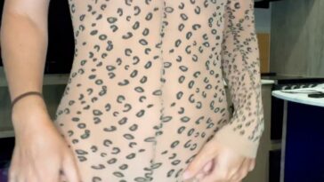 Vicky Stark Nude Leopard Print Try On Onlyfans Video Leaked - Influencers GoneWild