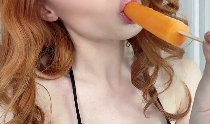 Amouranth Nude Popsicle Blowjob Onlyfans Video - Influencers GoneWild