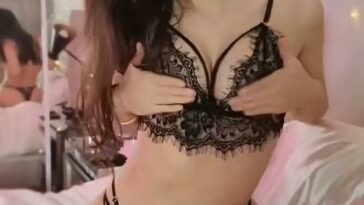 Indiefoxx Lingerie Strip Fansly Video Leaked - Influencers GoneWild