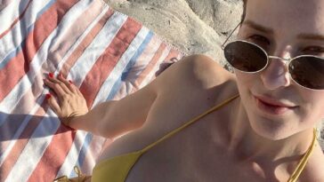 KittyPlays Sexy Bikini Beach Fansly Set Leaked - Influencers GoneWild